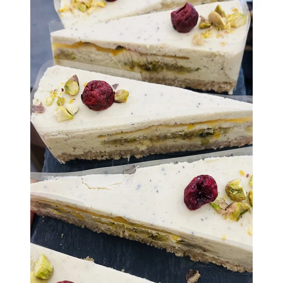  Mindenjó Desszertműhely Maracuja-pisztácia tortaszelet